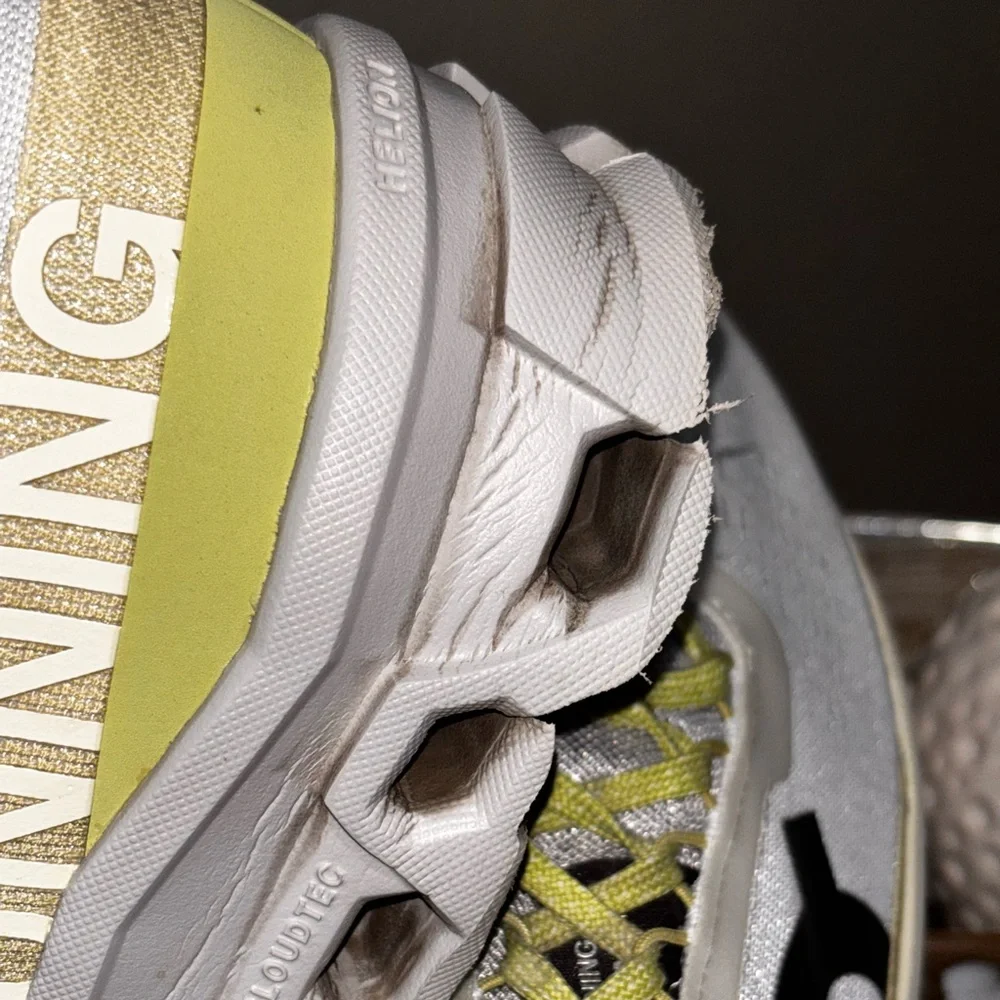 On Cloudmonster 2 running shoes in Undyed/Zest WSZ9,5 - Picture 10 of 15